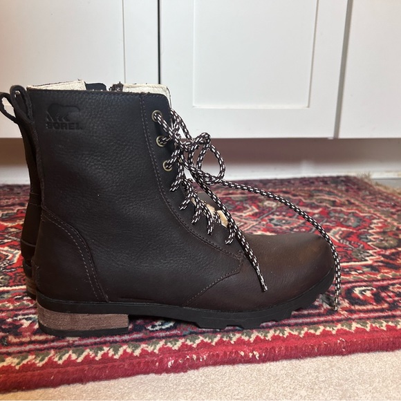 Emelie Genuine Shearling Short Lace-Up Boot - Picture 2 of 7